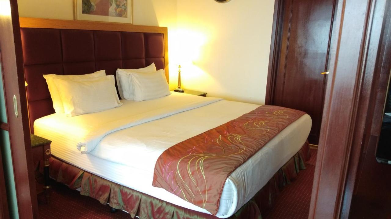 Times Square Service Apartment At Kuala Lumpur Luaran gambar
